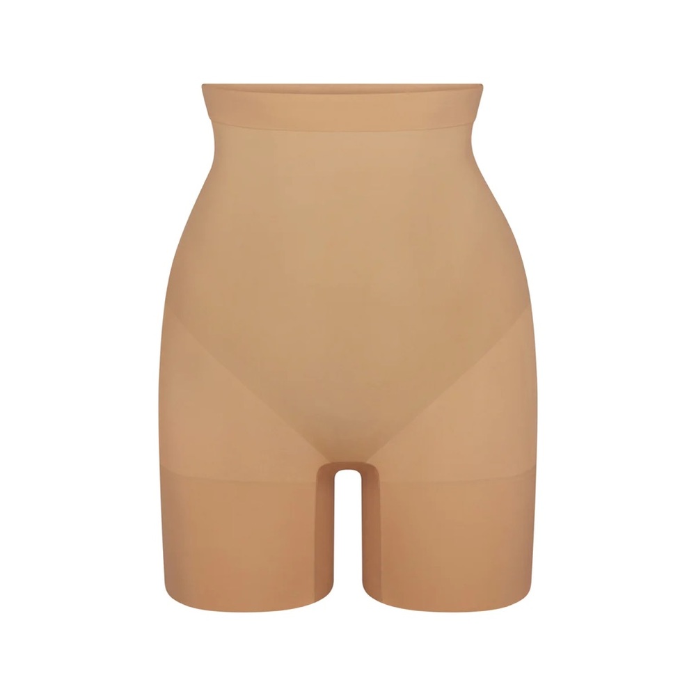 17. Skims 2152 Everyday Sculpting high waist Shorts - Ochre - Picture 1 of 7